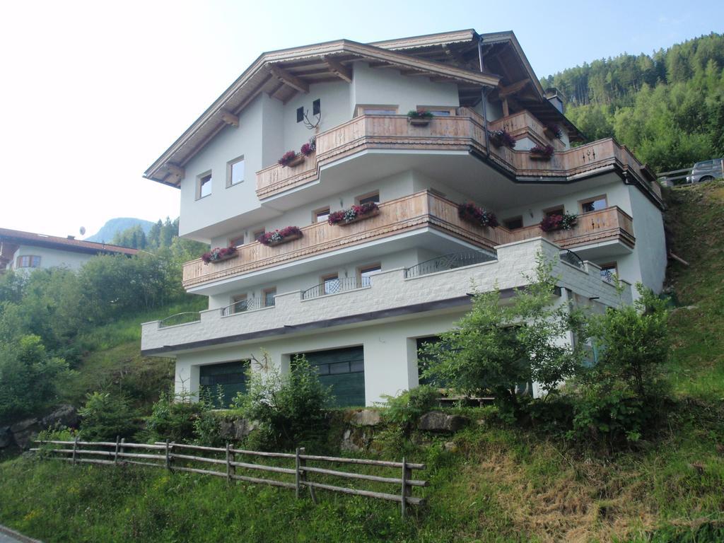 Landhaus Alpenjaeger Hainzenberg Zewnętrze zdjęcie